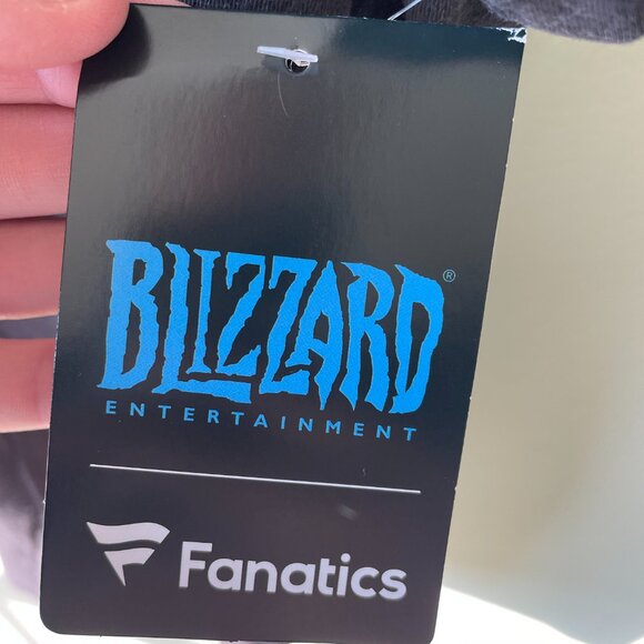 Diablo Fanatics Women's Logo V-Neck T-Shirt - Black - Picture 4 of 4